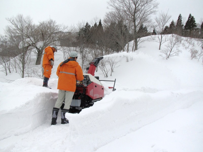 和同産業の除雪機、今年も好調 安全作業の啓発にも注力